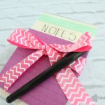 $5 and 5 Minute Post-it Note Stand (Perfect teacher’s gift!)